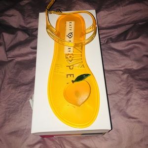 Katy Perry Gelli Sandals Peach
